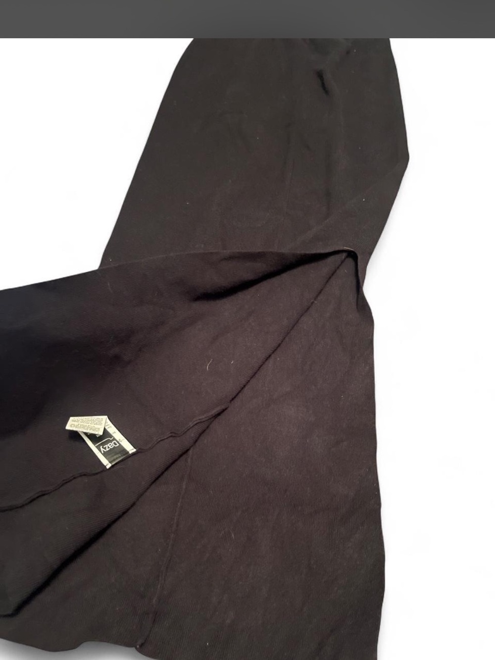 Sleek Black Maxi Skirt — Timeless Women's Staple - Picture 2 of 4